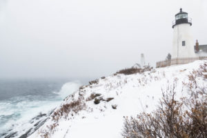 <p>Nevasca em Pemaquid Point, nos EUA (imagem: <a href="https://commons.wikimedia.org/wiki/File:Pemaquid_Point_during_winter_storm_2017-01-04.jpg" target="_blank" rel="noopener">wikimedia </a>)</p>