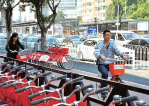 <p>Guangzhou’s BRT corridor brings together different forms of transport (image: <a href="https://www.flickr.com/photos/itdp/16981483895/in/dateposted/">ITDP</a>)</p>