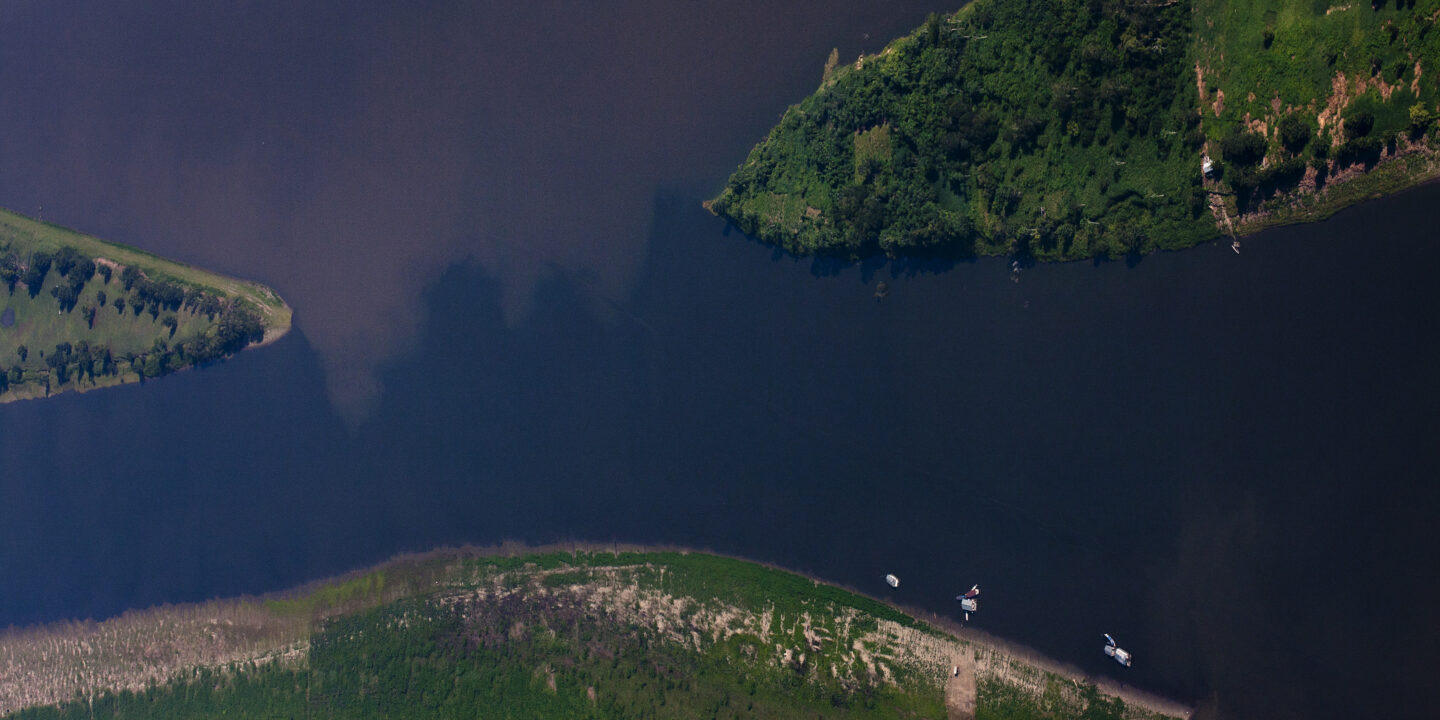 <p>Autazes municipality on the banks on the Madeira river in Amazonas state is where Canadian Company PDB wants to exploit potash (Image: Marizilda Cruppe/ Greenpeace)</p>
