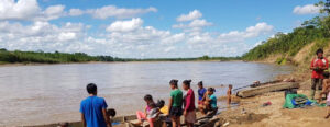 People canoeing on the Beni River