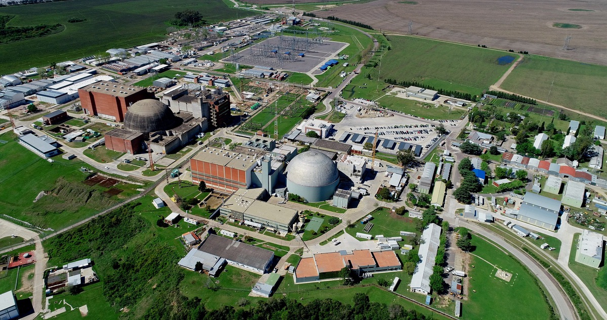 aerial view of a nuclear power plant