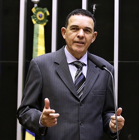 Juárez Costa, diputado federal de Brasil