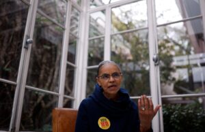 <p>Marina Silva in an interview last September. After more than a decade out of Brasilia, she was elected federal deputy. &#8220;Brazil will lead by example again&#8221; she assures. (Image: Reuters / Amanda Perobelli / Alamy)</p>
